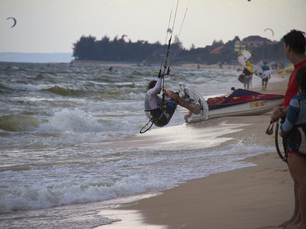 Kitesurf dans l&rsquo;océan Indien : Zanzibar ou Madagascar, comment choisir ?